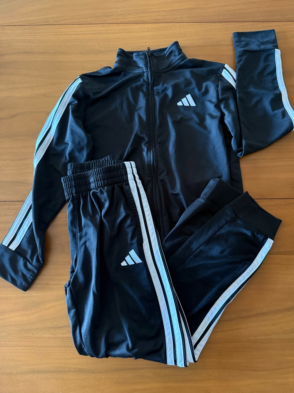 Adidas tracksuit Black Kids M 10/12